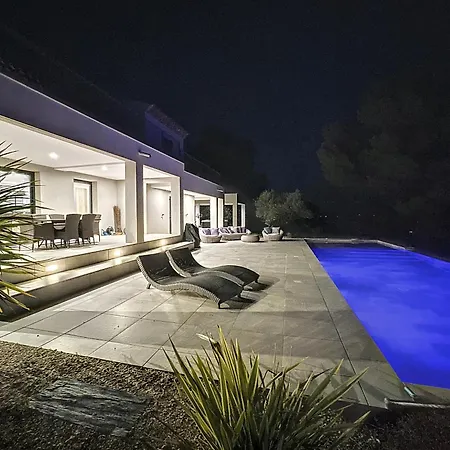 De Luxe A : Piscine A Debordement, Jacuzzi Et Vue Imprenable Sur La Vallee - Fr-1-752-5