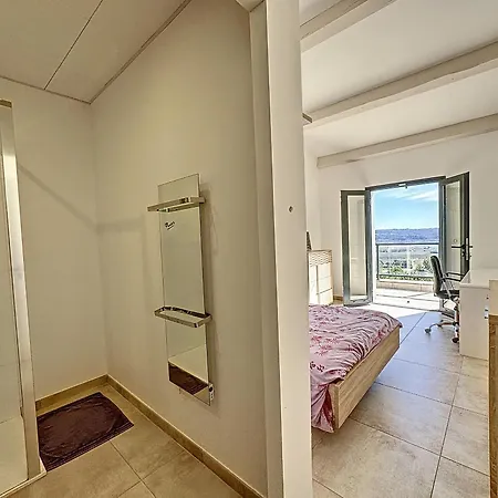 De Luxe A : Piscine A Debordement, Jacuzzi Et Vue Imprenable Sur La Vallee - Fr-1-752-5 Nyaraló Manosque