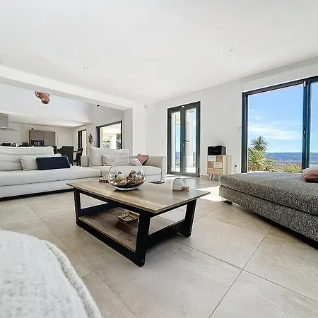 De Luxe A : Piscine A Debordement, Jacuzzi Et Vue Imprenable Sur La Vallee - Fr-1-752-5 Manosque
