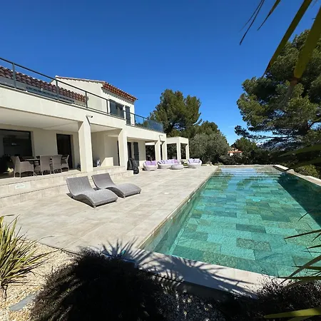 De Luxe A : Piscine A Debordement, Jacuzzi Et Vue Imprenable Sur La Vallee - Fr-1-752-5